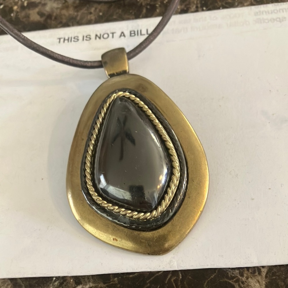 FINAL MARKDOWN Unique necklace